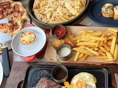 -必胜客(世纪港湾店)