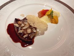 -Mogul Eatery·大亨餐酒馆