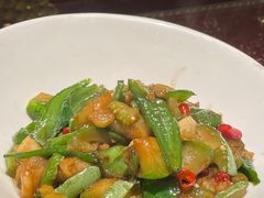 小炒青茄-缪氏川菜(深圳北站缤果空间店)