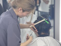 -首脑美容美发化妆美甲培训学校(长沙校区)