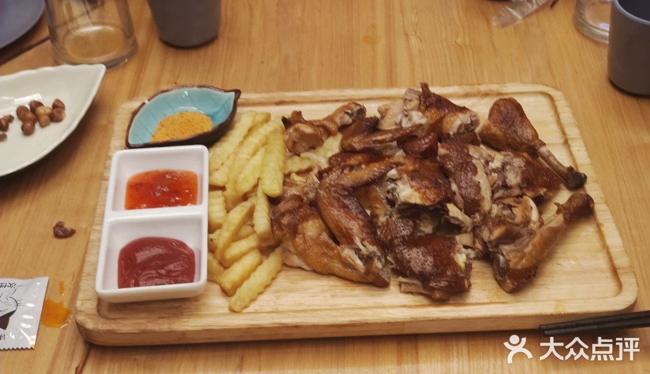 烤鱼+精酿 今晚不想睡[吐]