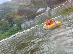 -秦岭峡谷漂流景区