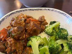鲍汁排骨饭-横琴湾畔餐厅(长隆海洋王国白鲸剧场店)