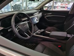 -上海西上海奥杰奥迪汽车销售有限公司(真如店)