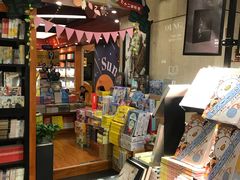 -西西弗书店&矢量咖啡(壹方购物中心店)