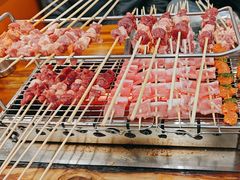 -哈尔滨小酒馆·鲜肉现穿自助烧烤(康新花园店)