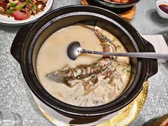 -土砂锅生态山庄·非遗砂锅雅鱼