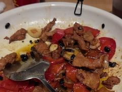 -俏湖兰·辣椒炒个肉(海沧店)