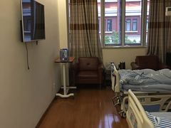 -上海市松江区中心医院