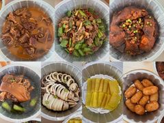 -鞍山大白鲨美食酒店