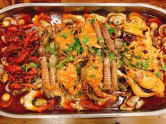 -老东镇啤酒屋海鲜加工·蒸汽海鲜·海鲜烧烤(台东店)