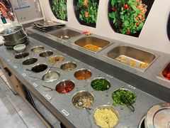 自助调料区-屋头串串(新街里店)