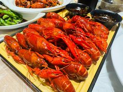 -肥肥虾庄·金牌油焖大虾(首义路店)