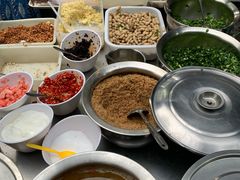 餐具摆设-白水河冷锅鱼