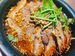 -先启半步颠小酒馆(虹桥龙湖天街店)