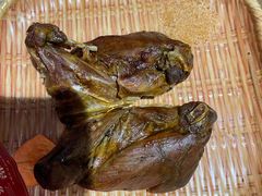 -东口码头·烧鸽子·鱼头泡饼·地方菜(金鹰悦城店)