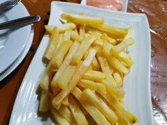 -Jonah's Fruit Shake & Snack Bar