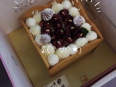 一盒樱樱蛋糕-福气鲜活面包·生日蛋糕