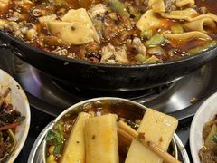 -鸿顺老铁锅美蛙鱼府(解放碑店)