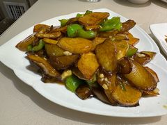 -老码头黑皮肘子锅包肉(赣水路店)