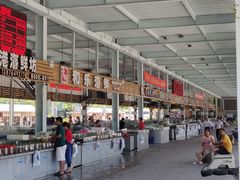-亚龙湾8号(丁村万人海鲜广场店)