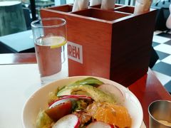-The BREW·酿餐厅(浦东嘉里大酒店)