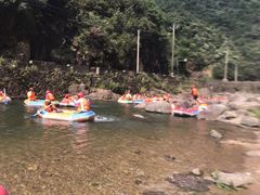 -安吉龙王山峡谷漂流