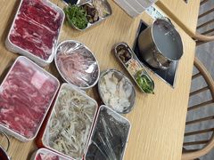 -杨老板·海鲜集市火锅·鲜切牛肉(中防万宝店)