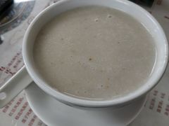 花生杏仁糊-周大娘牛乳(旧寨古村总店)