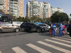 -云晓光头烧烤吧(盛夏店)