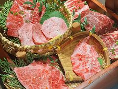 -山川小町·极番烧肉(新地假日广场店)
