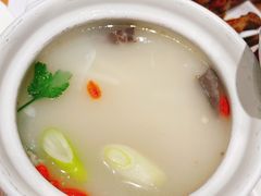 枸杞羊杂汤-品回味清真西北楼(宁波首店)