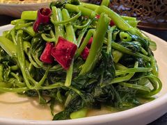 -万重锦·人文川菜馆(骡马市店)