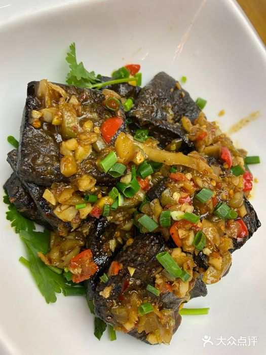 湘聚南县土菜馆(龙山二路店)长沙臭豆腐图片