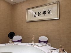 -双子楼大酒店(城开国际写字楼店)