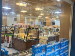 -光明牛奶棚(南泉店)