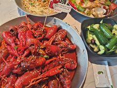 -巴厘龙虾·榜首油焖大虾(音乐学院·沿江酒馆店)