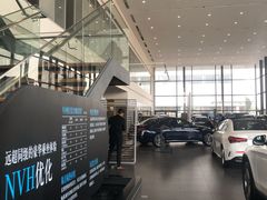 -杭州中升之星奔驰4S店(滨江店)