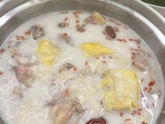 -六少·猪肚包鸡火锅(卓悦INTOWN店)