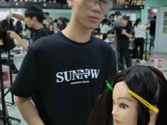 -首脑美容美发化妆美甲培训学校(长沙校区)