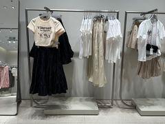 -URBAN REVIVO(济南世茂广场店)