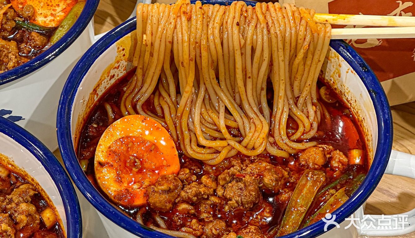 谁懂啊…西安这家肉酱米线真的好好吃！