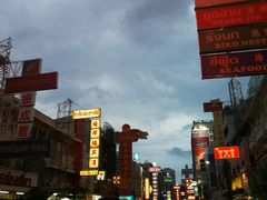-J Daeng Seafood