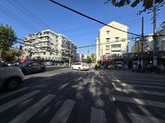 -晶牌烤鸭(延吉东路557弄小区店)