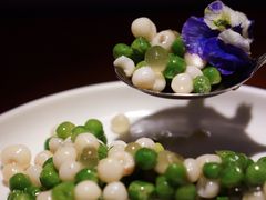 大珠小珠落玉盘-映水芙蓉(上海万象城店)