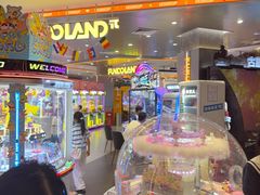 -反斗乐园π·电玩·高空拓展·蹦床(龙华天虹店)