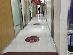 -雅悦齿科(顾村公园店)