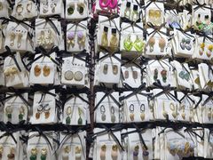 -义乌小商品批发市场(中国小商品城·篁园服装市场店)