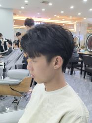 -藤野造型烫染·漂发