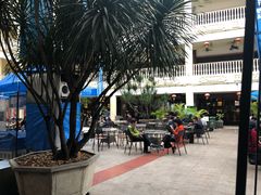 -海口骑楼小吃街